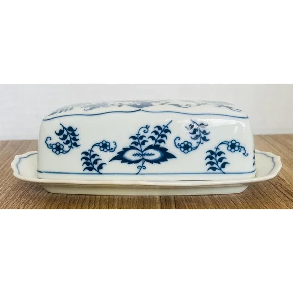 VintageBlue Danube Japan covered butter dish Blue Onion pattern Fine porcelain - Picture 8 of 12